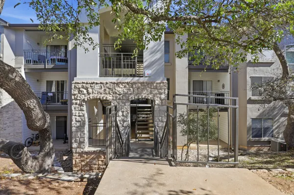$1,375 | 6000 Shepherd Mountain Cove, Unit 1810, Austin, TX 78730