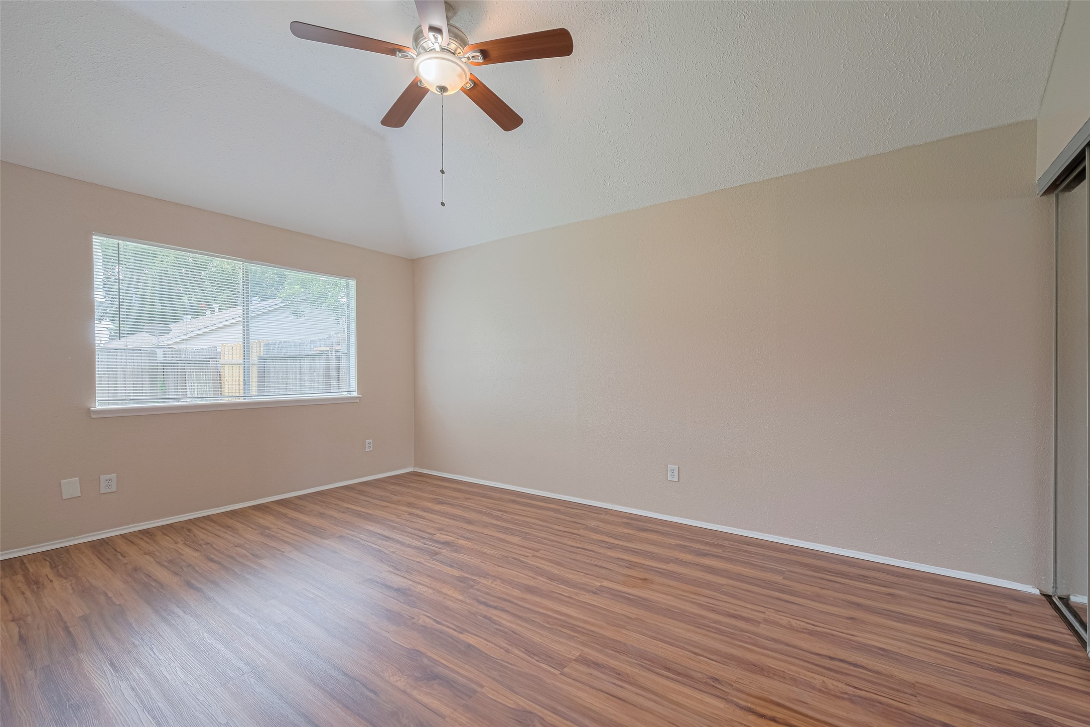 15827 Beechnut Street Houston, TX 77083 - Photo 26 of 36