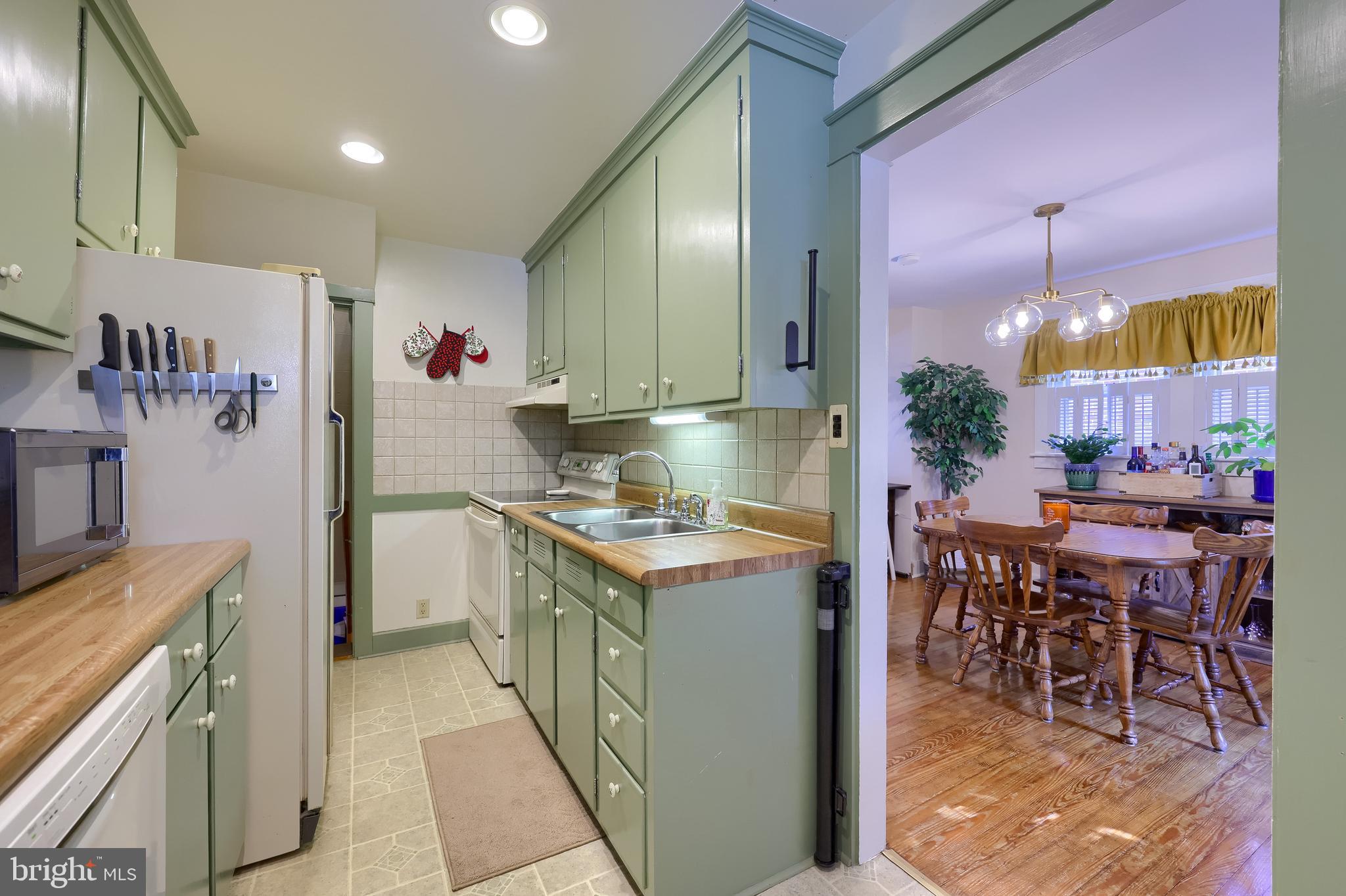 34 East Market Street Lititz, PA 17543 - Photo 11 of 25