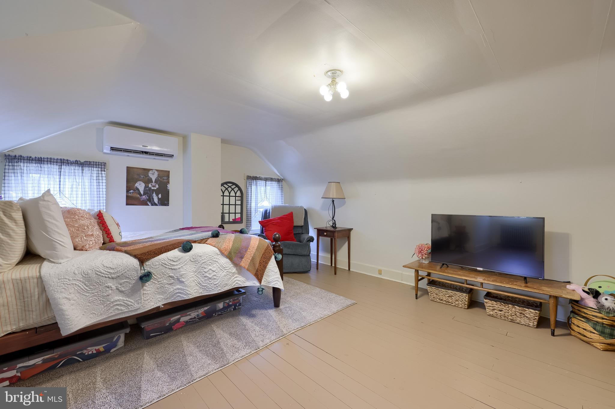 34 East Market Street Lititz, PA 17543 - Photo 18 of 25