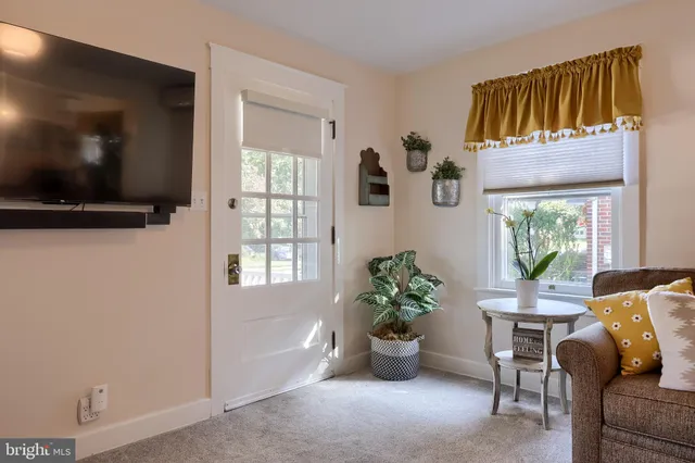 $303,333 | 34 East Market Street, Lititz, PA 17543