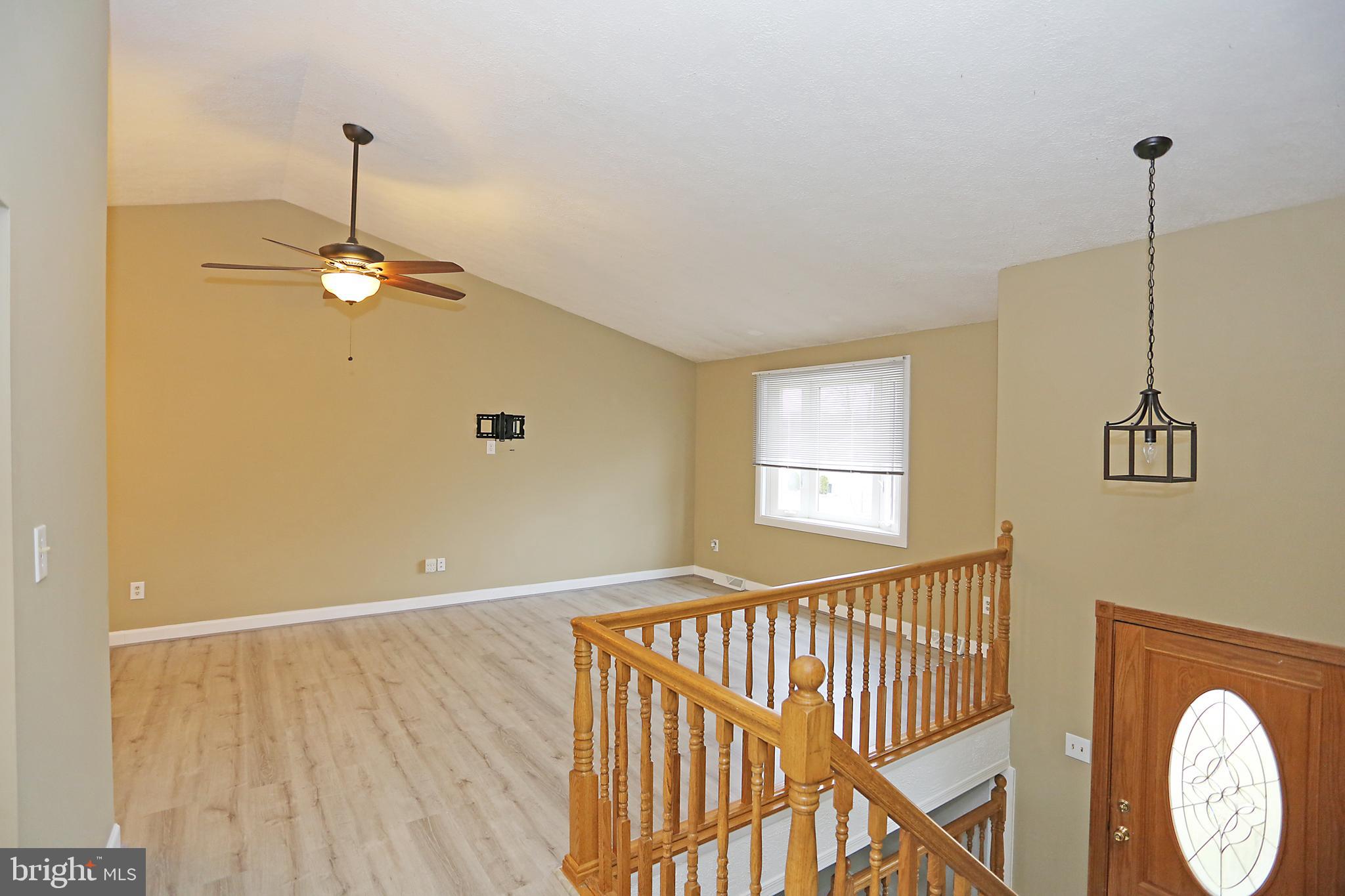 517 Nollmeyer Road Middle River, MD 21220 - Photo 7 of 48
