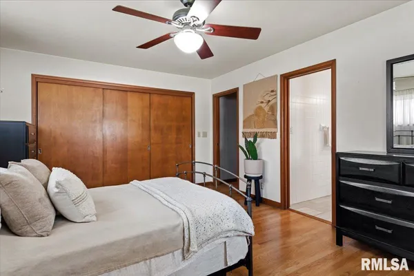 $280,000 | 1401 Ivywood Drive, Springfield, IL 62704