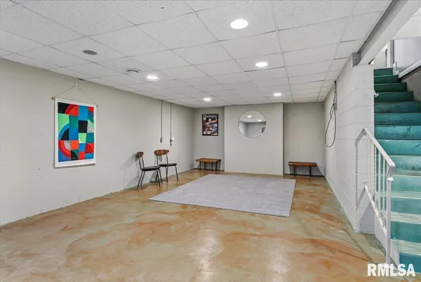 $280,000 | 1401 Ivywood Drive, Springfield, IL 62704