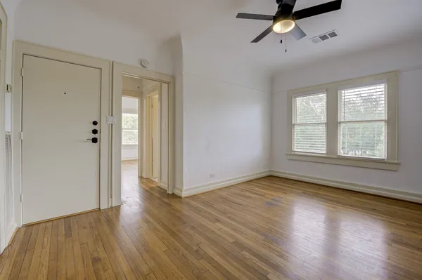 $1,850 | 1516 Bonnie Brae Street, Unit 2, Houston, TX 77006