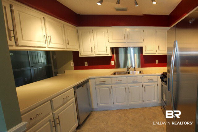 7061 South Huntington Court Mobile, AL 36619 - Photo 7 of 17