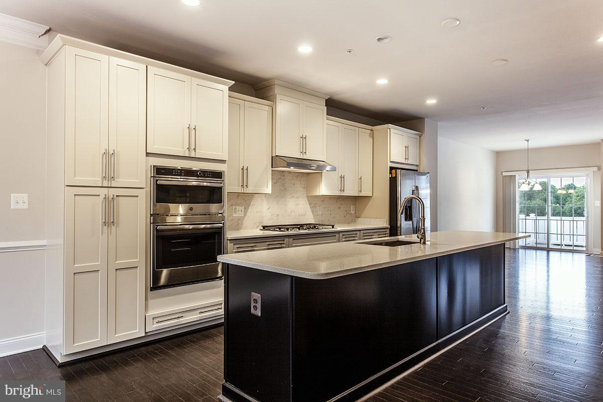 7807 Crystal Brook Way Hanover, MD 21076 - Photo 3 of 24 Kitchen