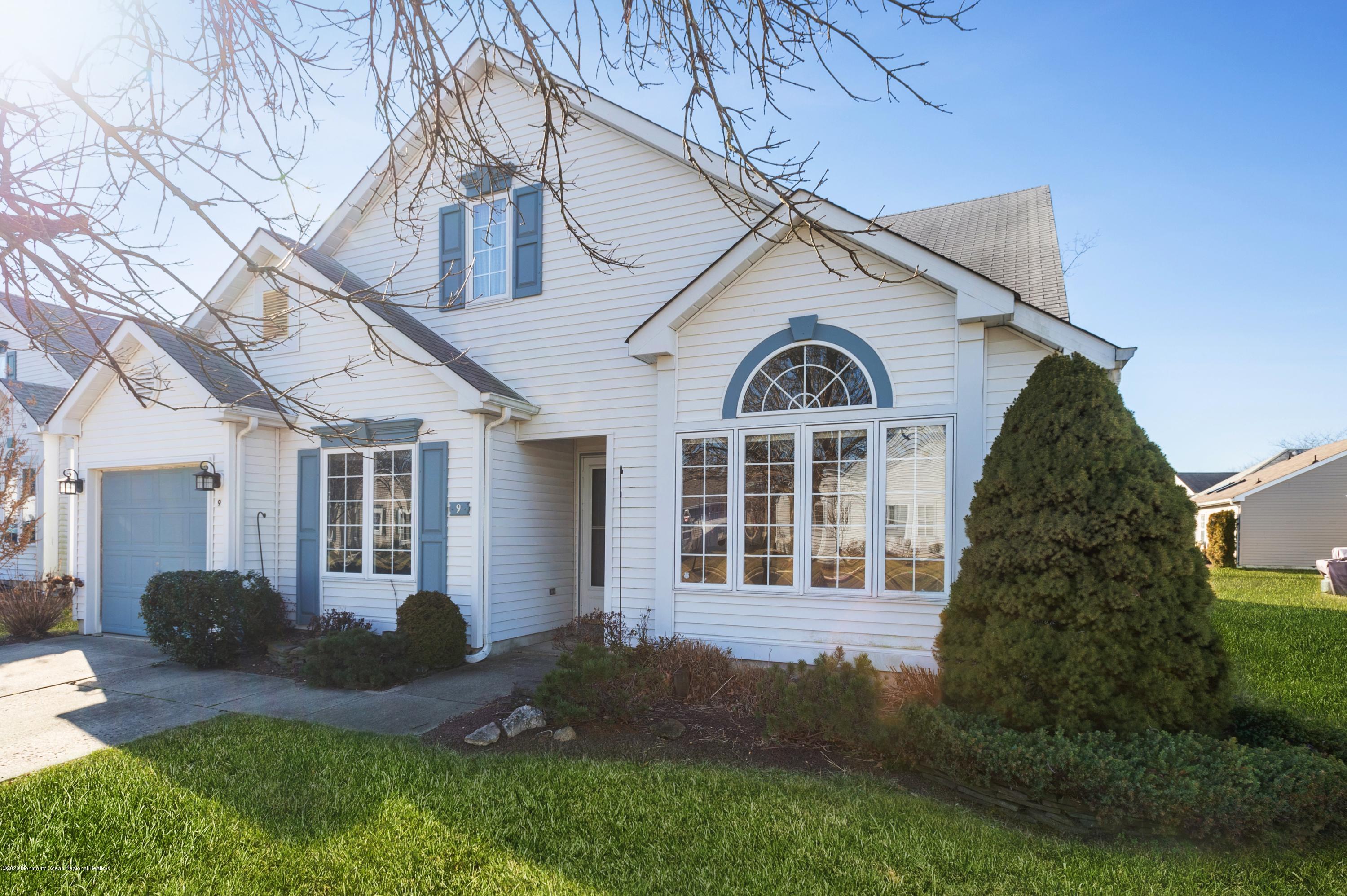 9 Portebello Road Jackson, NJ 08527 - Photo 1 of 26 01_9PortebelloRoad_57_FrontView_HiRes