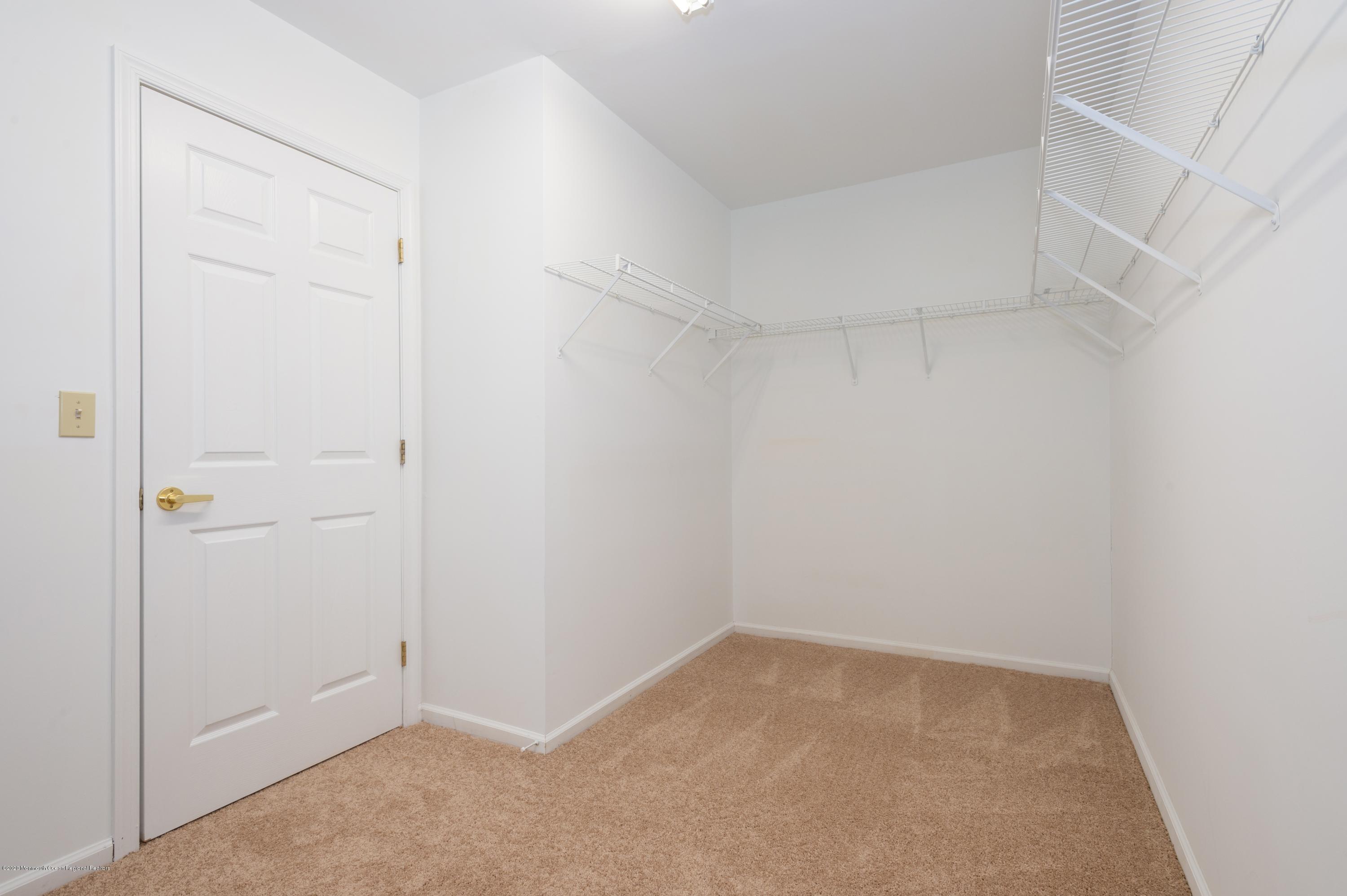 9 Portebello Road Jackson, NJ 08527 - Photo 20 of 26 20_9PortebelloRoad_45_MasterBedroomClose