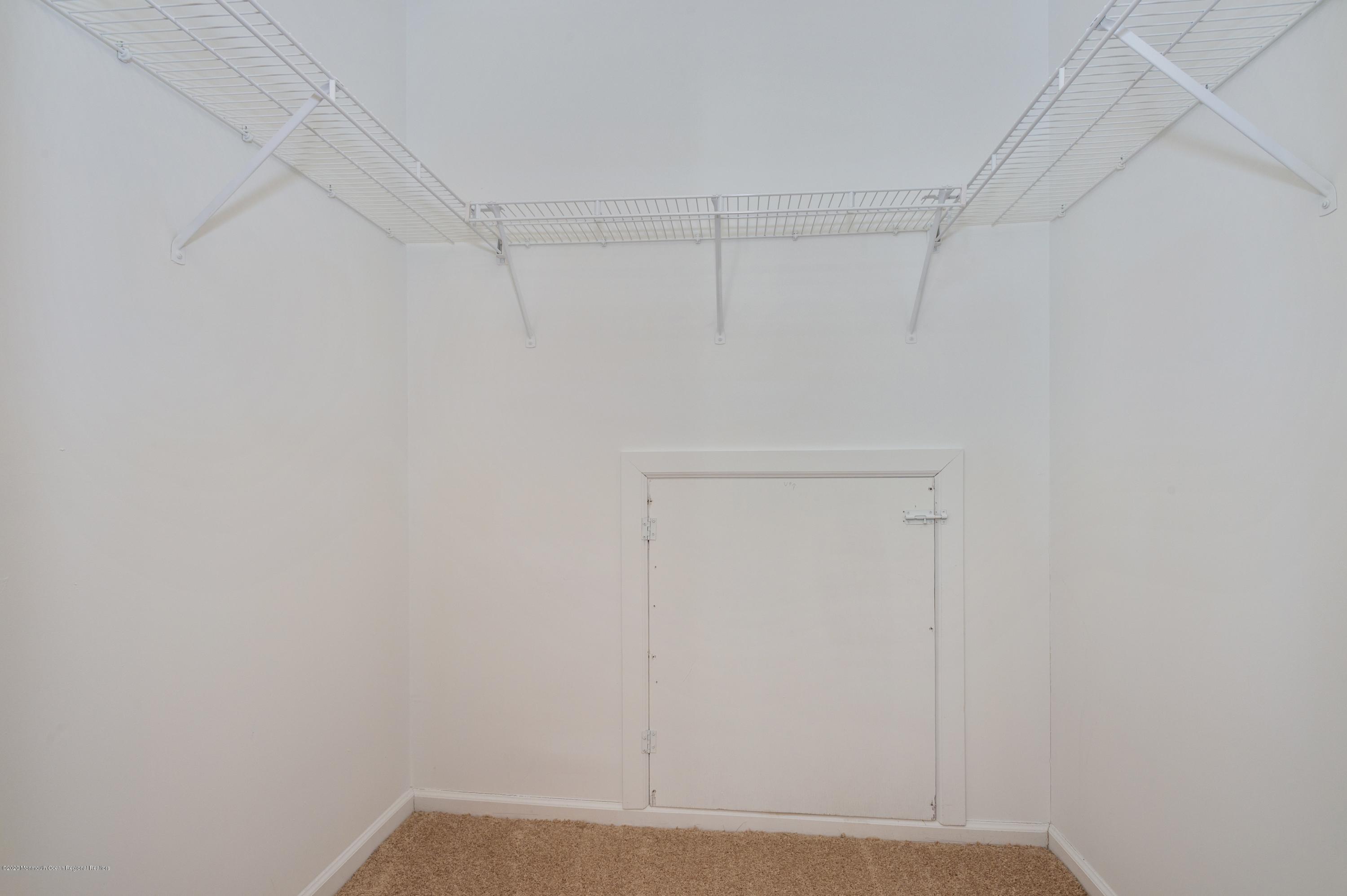 9 Portebello Road Jackson, NJ 08527 - Photo 25 of 26 25_9PortebelloRoad_46_Closet_HiRes
