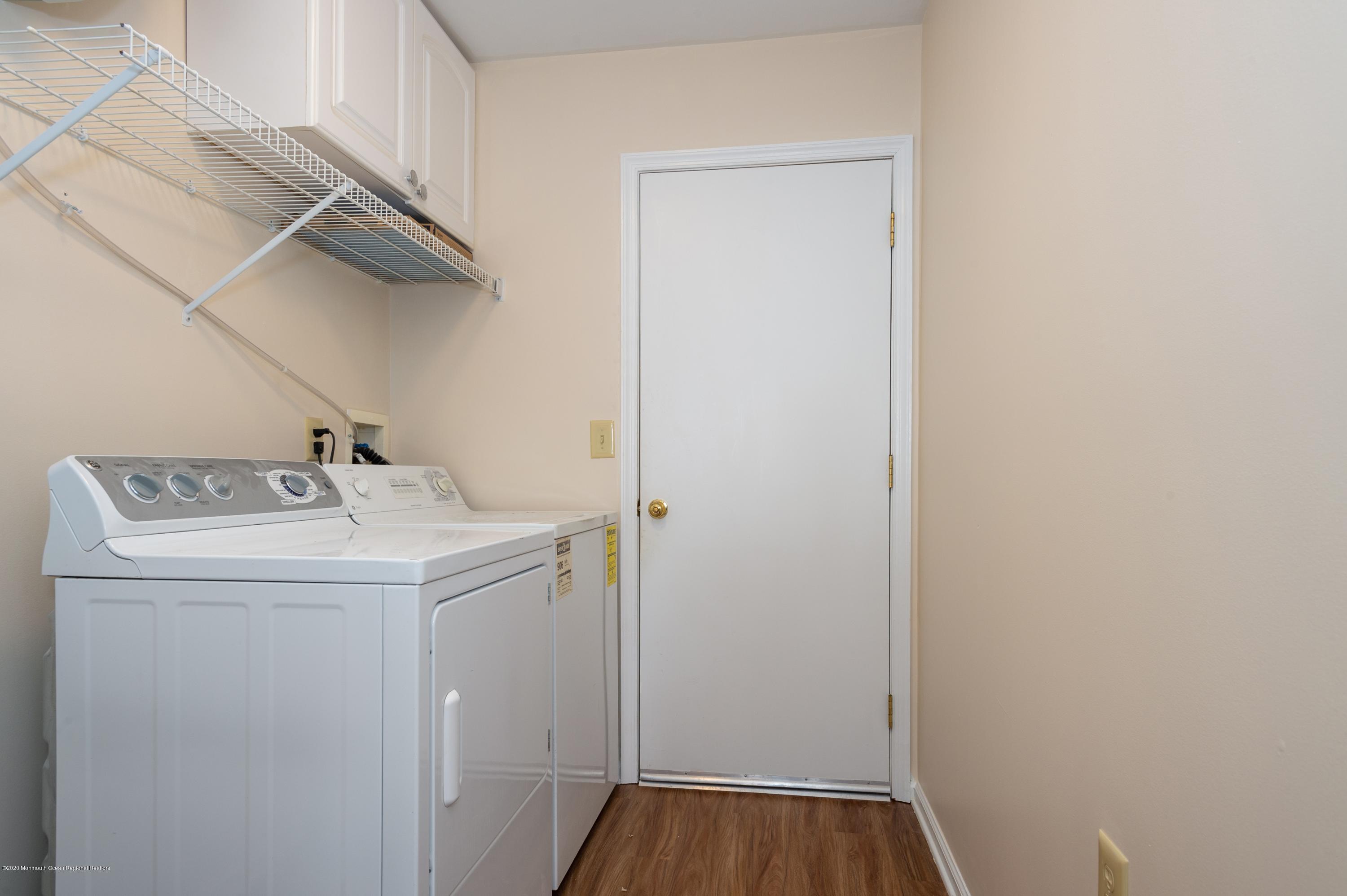 9 Portebello Road Jackson, NJ 08527 - Photo 26 of 26 26_9PortebelloRoad_44_LaundryRoom_HiRes