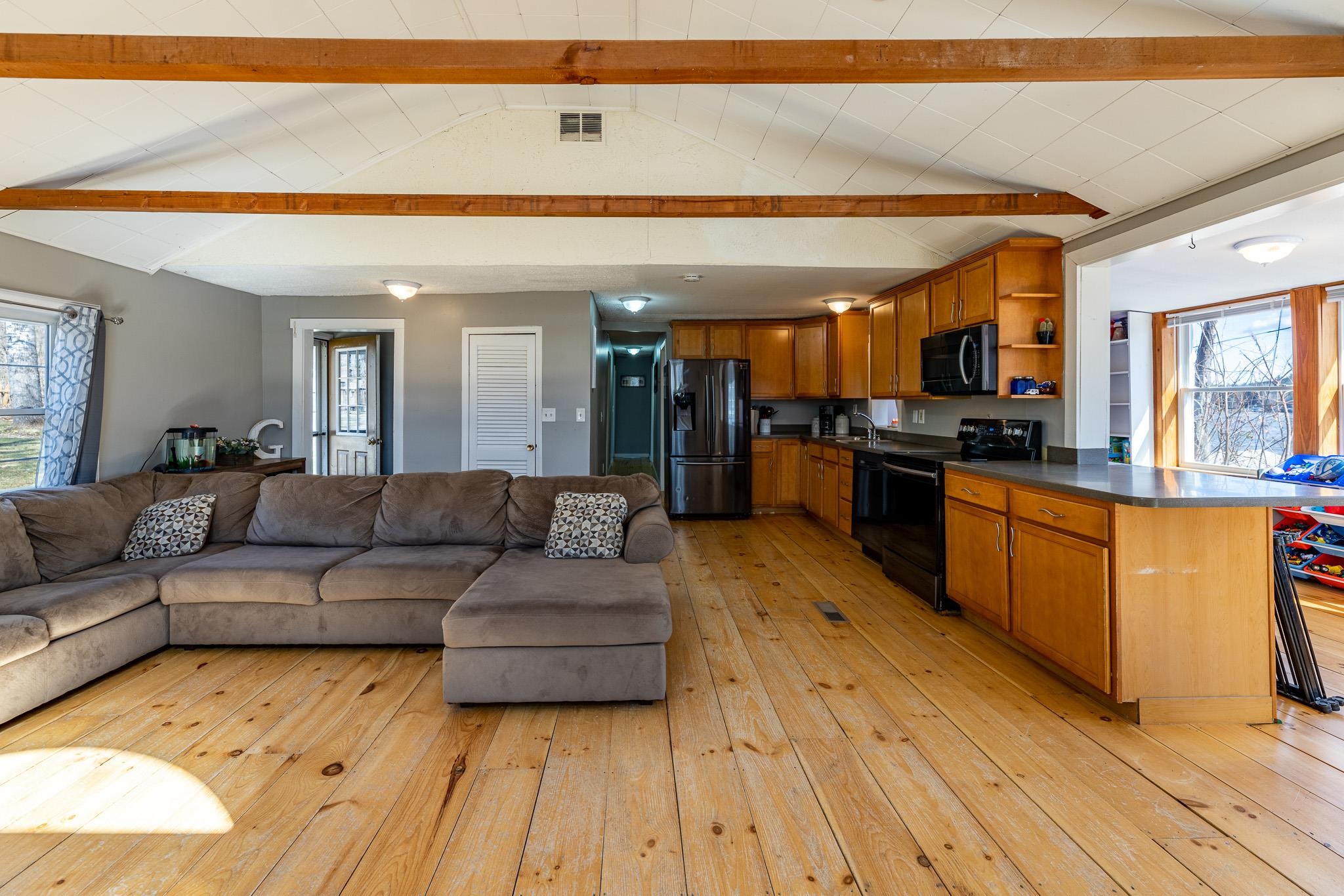 24 Sloan Road Enfield, NH 03748 - Photo 11 of 32 Gallery Image 11