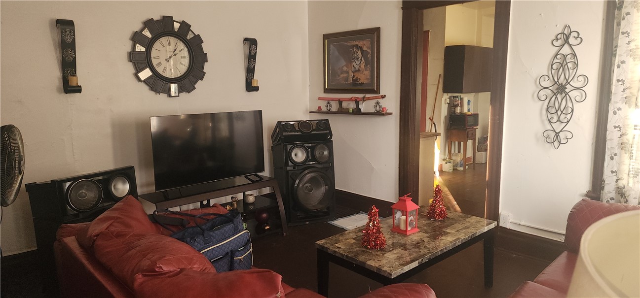 14 Ketchum Street Rochester, NY 14621 - Photo 3 of 13 First Floor Living room