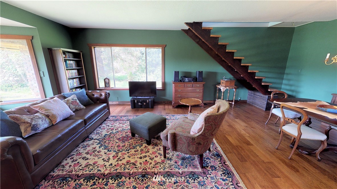 19747 County Line Road Mount Vernon, WA 98273 - Photo 5 of 19 Gallery Image 5