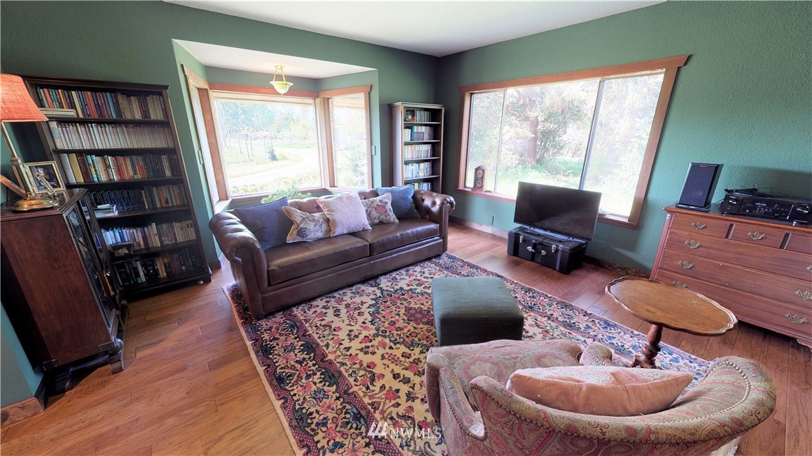 19747 County Line Road Mount Vernon, WA 98273 - Photo 6 of 19 Gallery Image 6