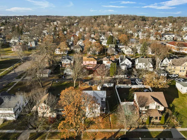 $240,000 | 320-322 3rd Street, Baraboo, WI 53913