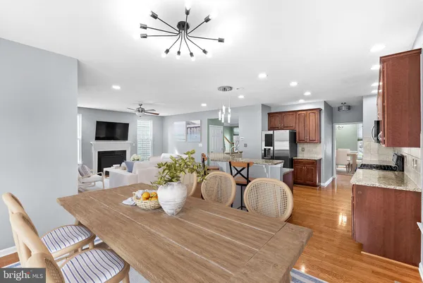 $950,000 | 25160 Riding Center Drive, Chantilly, VA 20152