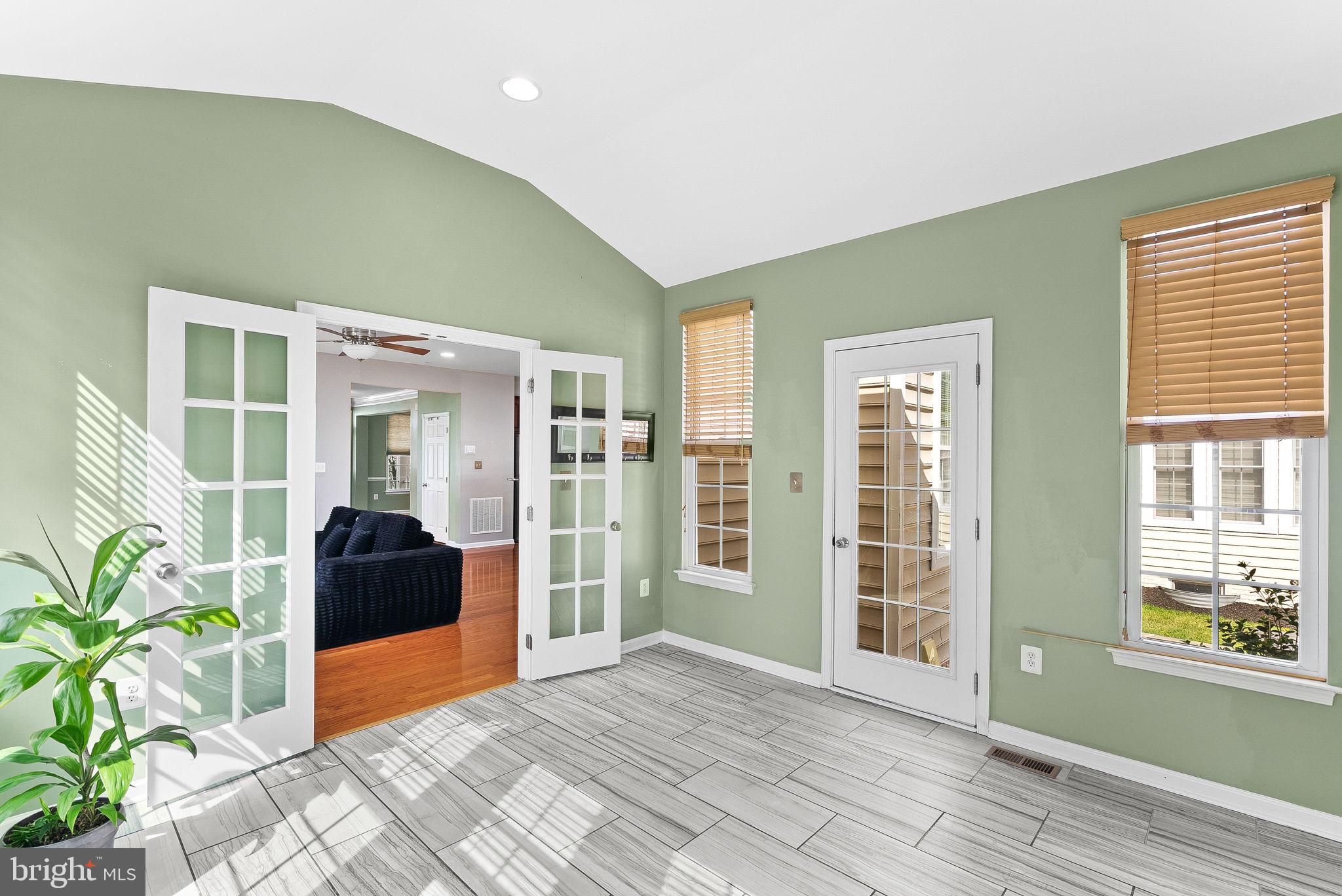 25160 Riding Center Drive Chantilly, VA 20152 - Photo 17 of 47