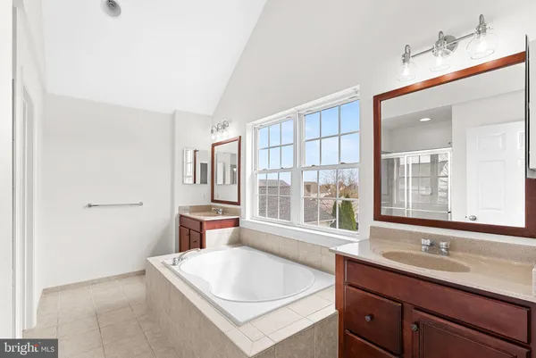 $950,000 | 25160 Riding Center Drive, Chantilly, VA 20152