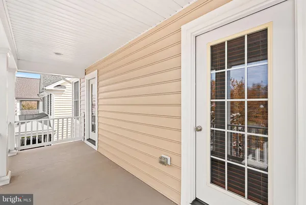 $950,000 | 25160 Riding Center Drive, Chantilly, VA 20152