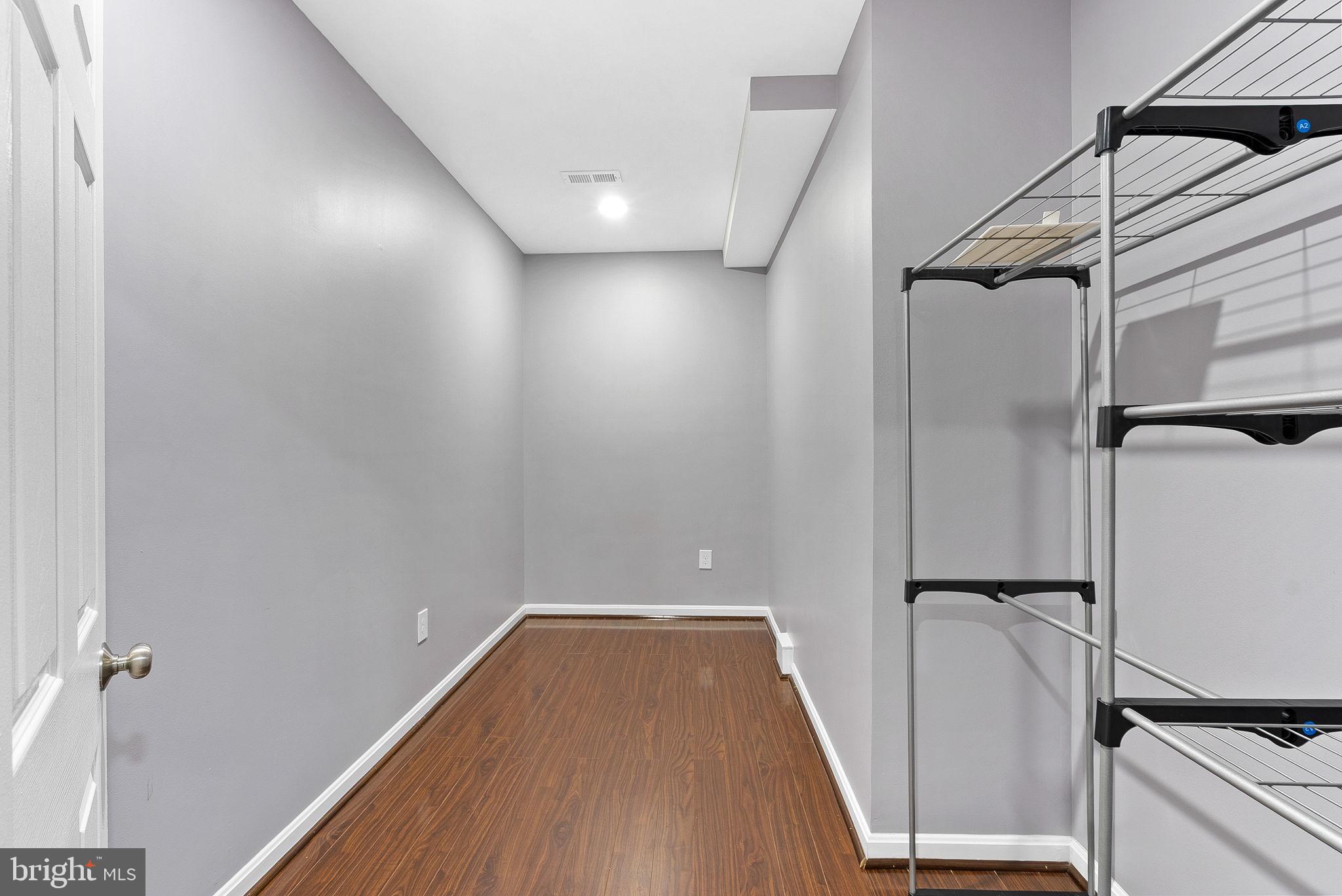 25160 Riding Center Drive Chantilly, VA 20152 - Photo 35 of 47