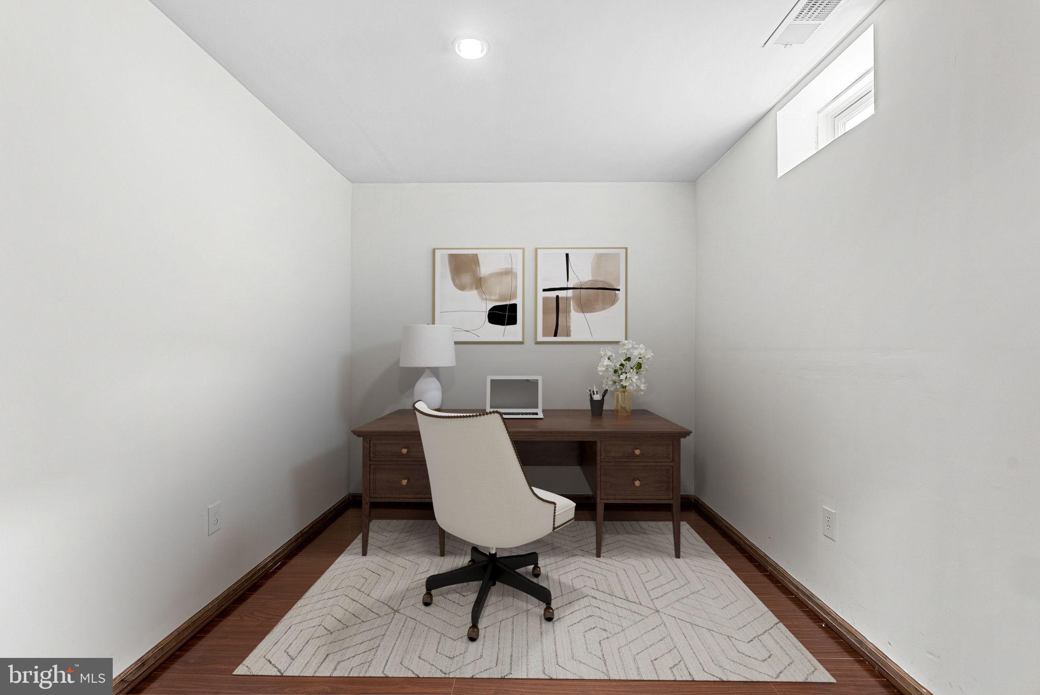 25160 Riding Center Drive Chantilly, VA 20152 - Photo 38 of 47