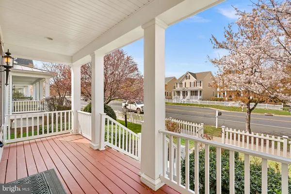 $950,000 | 25160 Riding Center Drive, Chantilly, VA 20152