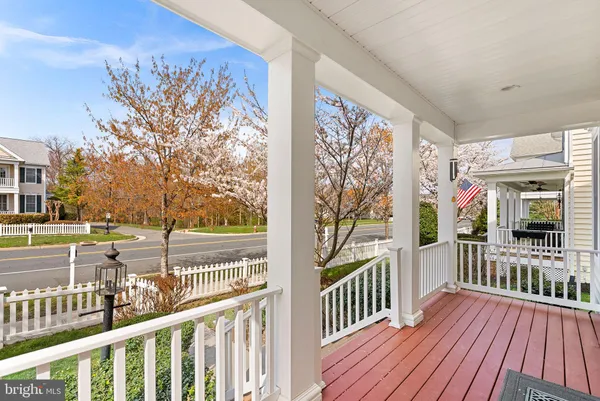 $950,000 | 25160 Riding Center Drive, Chantilly, VA 20152