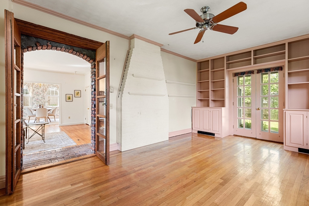 16 Preston Beach Road Marblehead, MA 01945 - Photo 6 of 35