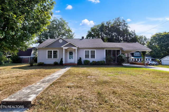 $278,000 | 167 College Street South, Madisonville, TN 37354