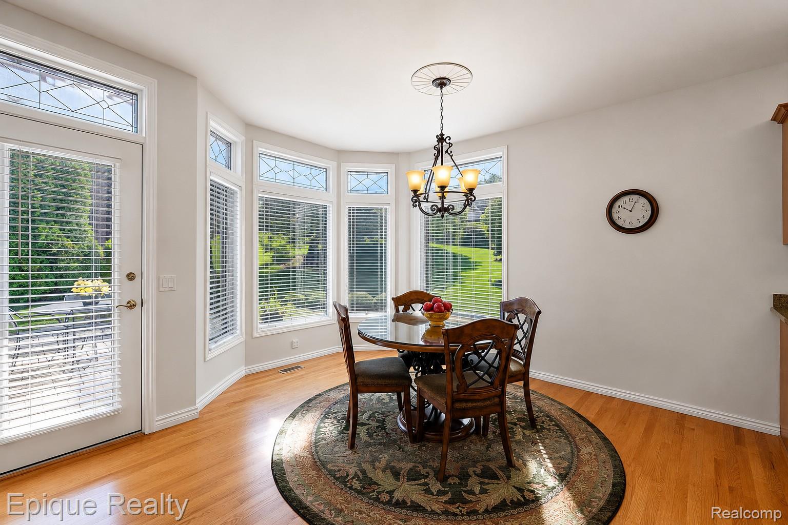5675 Golf Pointe Drive Clarkston, MI 48348 - Photo 15 of 80 Custom windows shown without valances