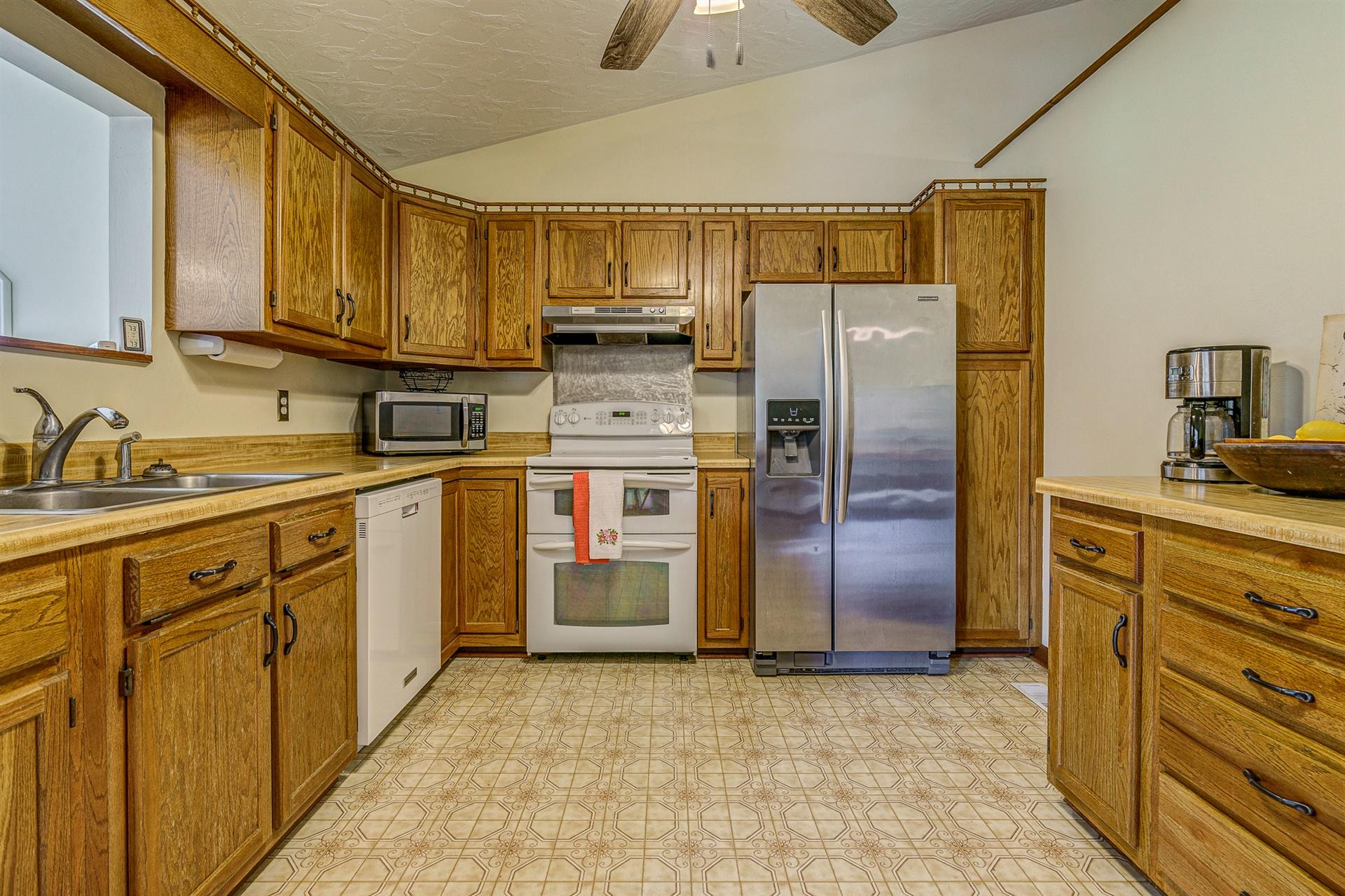 1986 Springwood Road Fincastle, VA 24090 - Photo 21 of 49 13-1986 Springwood Rd 013
