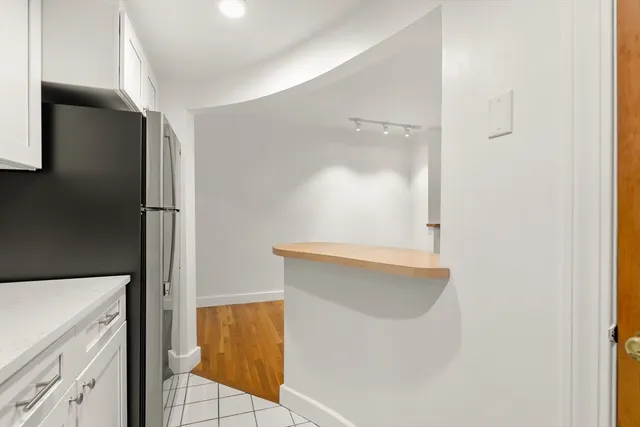 $4,350 | 236 West Canton Street, Unit 2, Boston, MA 02116