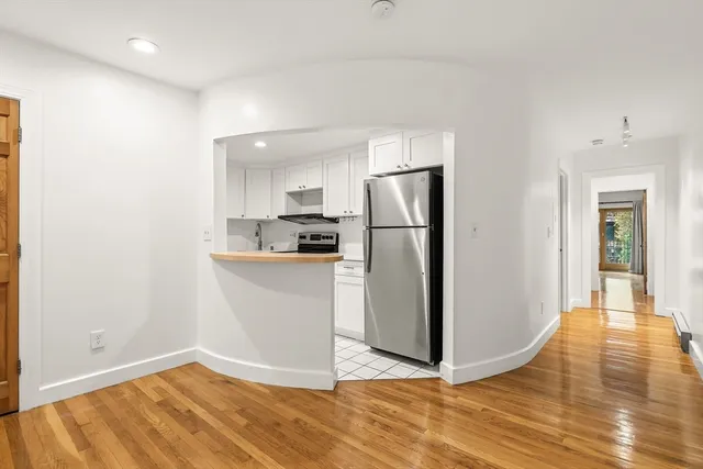 $4,350 | 236 West Canton Street, Unit 2, Boston, MA 02116