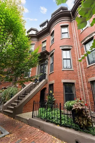 $4,350 | 236 West Canton Street, Unit 2, Boston, MA 02116