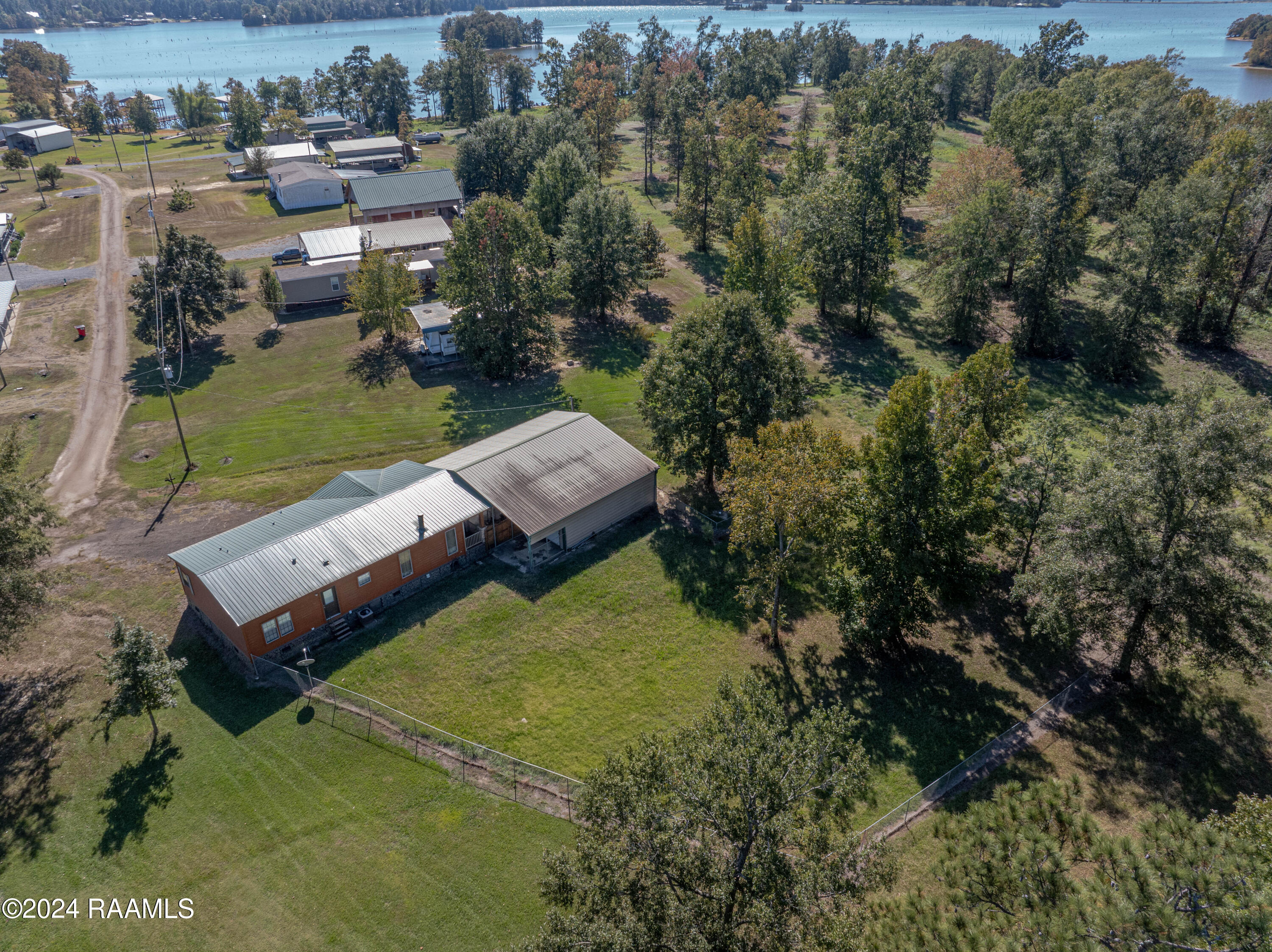 130 Vivi Lane Many, LA 71449 - Photo 6 of 46 130 Vivi Lane-4-2