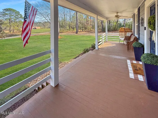 $185,000 | 1053 Johnston Station Road, Summit, MS 39666