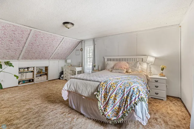 $179,900 | 1329 12th Street North, Fargo, ND 58102