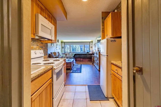 $199,000 | 314 Tamarron Drive, Unit 427, Durango, CO 81301