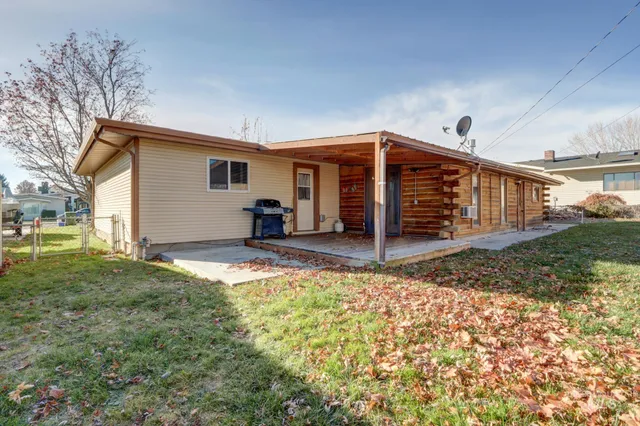 $349,999 | 1235 Moore Way, Ontario, OR 97914