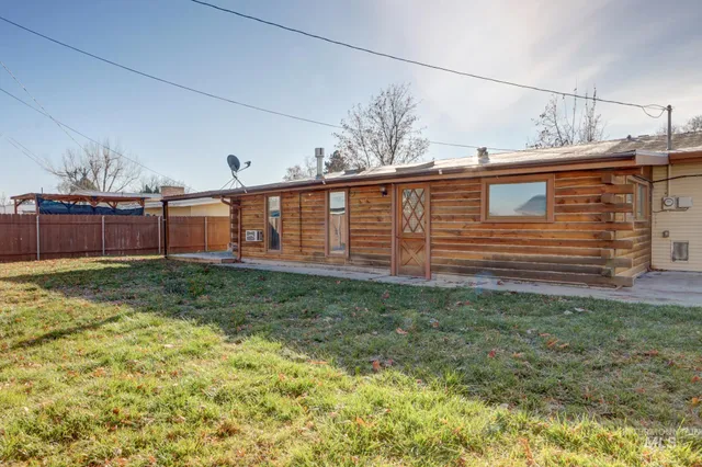 $349,999 | 1235 Moore Way, Ontario, OR 97914