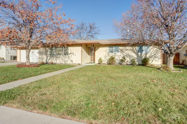 $349,999 | 1235 Moore Way, Ontario, OR 97914