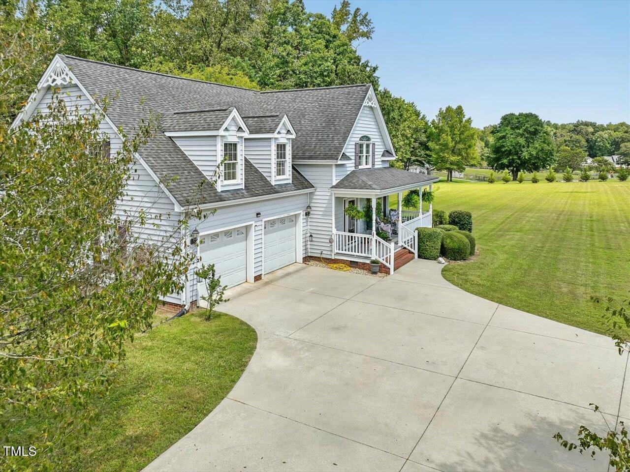 41 Fawns Rest Road Siler City, NC 27344 - Photo 3 of 25 07-Garage-Parking