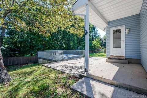 $499,000 | 1139 Waverly Avenue, Farmingville, NY 11738