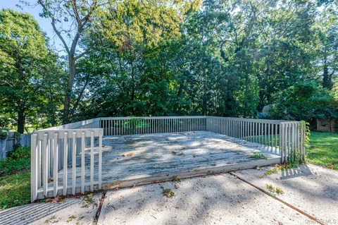 $499,000 | 1139 Waverly Avenue, Farmingville, NY 11738