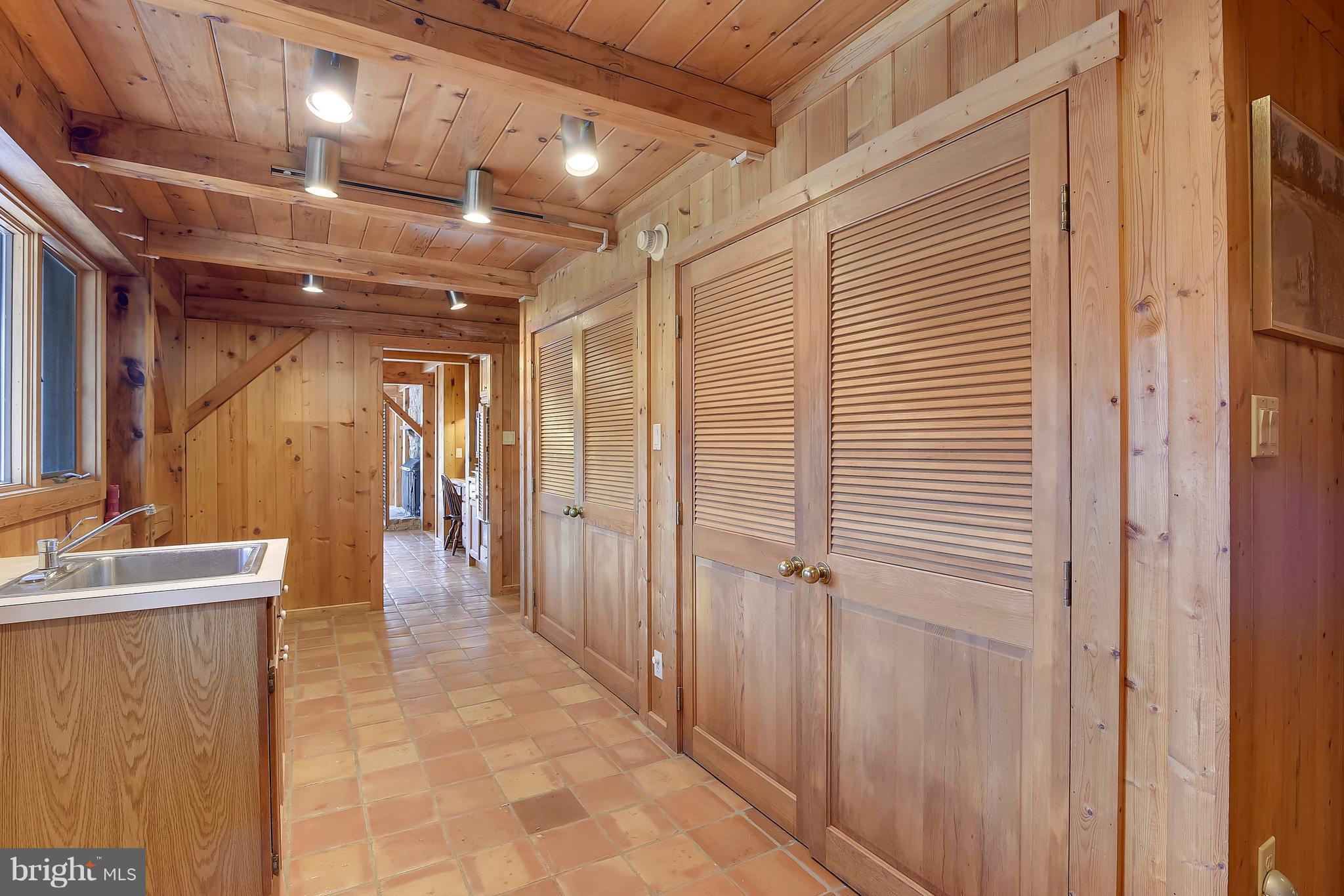 38243 Lime Kiln Road Middleburg, VA 20117 - Photo 31 of 94 Built in closets Utility Room Main Level