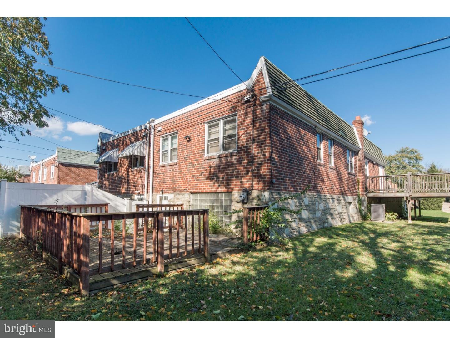 1136 Medway Road Philadelphia, PA 19115 - Photo 3 of 23