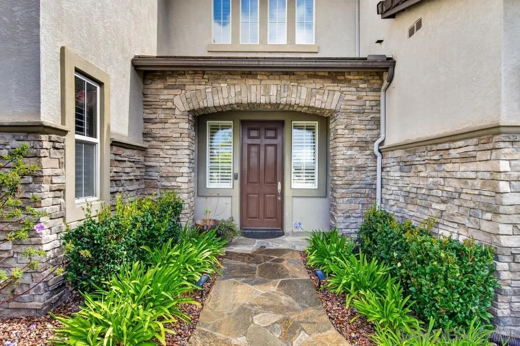 16397 Pinto Ridge Court San Diego, CA 92127 - Photo 3 of 46