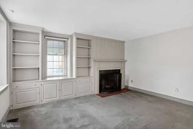 $750,000 | 3 Hidden Lane, Abington, PA 19046