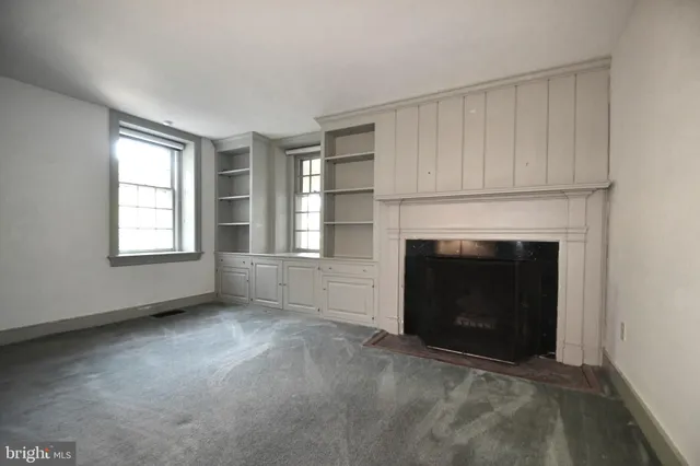 $750,000 | 3 Hidden Lane, Abington, PA 19046